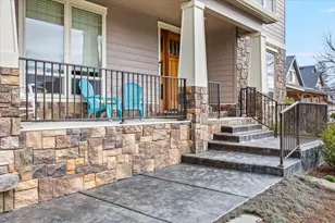 637 Oak Wood, Eagle Point, OR 97524 - Photo 5