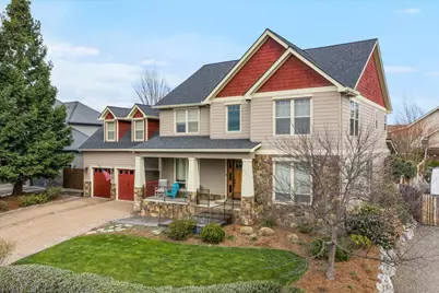 637 Oak Wood, Eagle Point, OR 97524 - Photo 3