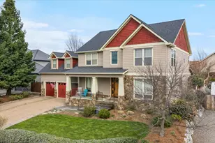 637 Oak Wood, Eagle Point, OR 97524 - Photo 3