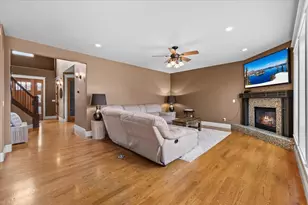 637 Oak Wood, Eagle Point, OR 97524 - Photo 11