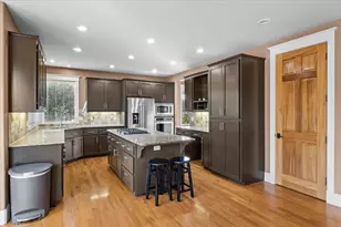 637 Oak Wood, Eagle Point, OR 97524 - Photo 15