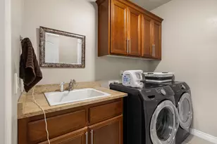 113 Skyler Ln, Phoenix, OR 97535 - Photo 17