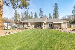 9547 Old Stage Rd, Central Point, OR 97502 - Photo 27
