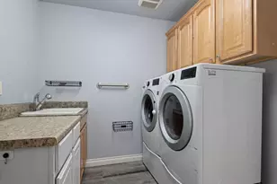 1736 NW Nickernut Pl, Redmond, OR 97756 - Photo 21