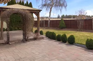 1736 NW Nickernut Pl, Redmond, OR 97756 - Photo 23