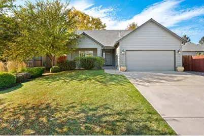 1733 SW 21st, Redmond, OR 97756 - Photo 3