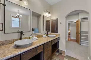 481 W Hope Ave, Sisters, OR 97759 - Photo 35