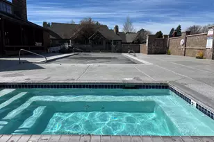 481 W Hope Ave, Sisters, OR 97759 - Photo 19