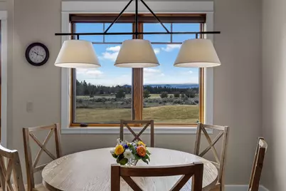 481 W Hope Avenue, Sisters, OR 97759 - Photo 9