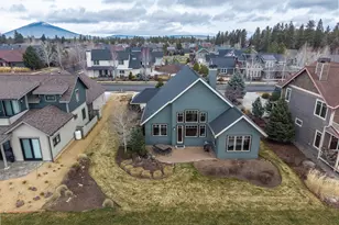 481 W Hope Ave, Sisters, OR 97759 - Photo 57