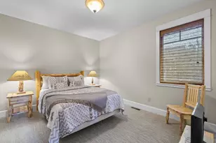 481 W Hope Ave, Sisters, OR 97759 - Photo 13