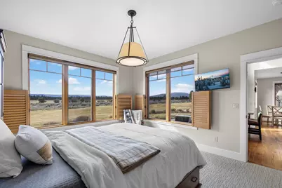 481 W Hope Avenue, Sisters, OR 97759 - Photo 9