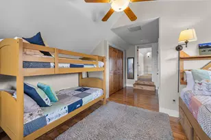 481 W Hope Ave, Sisters, OR 97759 - Photo 23