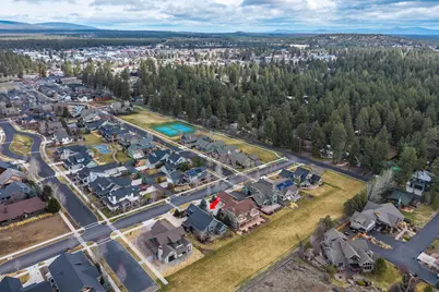 481 W Hope Avenue, Sisters, OR 97759 - Photo 47