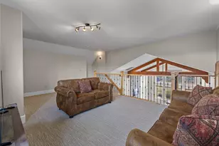 481 W Hope Ave, Sisters, OR 97759 - Photo 49