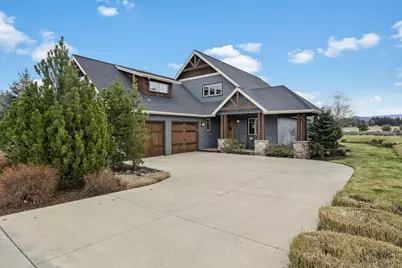 481 W Hope Avenue, Sisters, OR 97759 - Photo 1