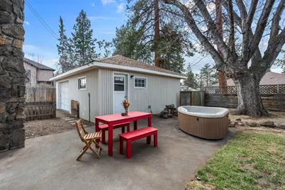 1119 NE 9th Street, Bend, OR 97701 - Photo 33