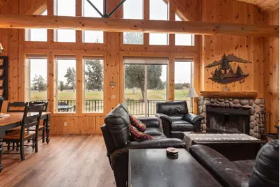 8968 Cliff Swallow Drive, Redmond, OR 97756 - Photo 5