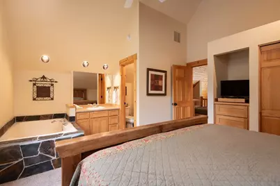 8968 Cliff Swallow Drive, Redmond, OR 97756 - Photo 11