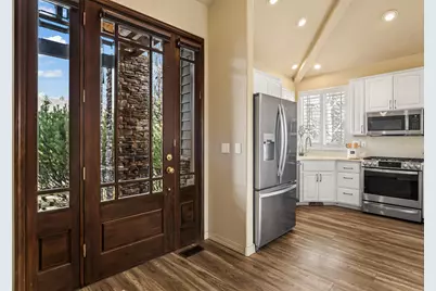 61719 Bridge Creek Loop, Bend, OR 97702 - Photo 5