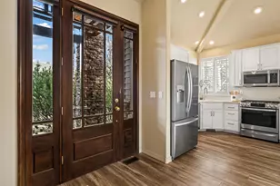 61719 Bridge Creek Loop, Bend, OR 97702 - Photo 5