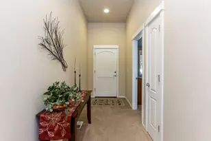 3728 SW 29th St, Redmond, OR 97756 - Photo 23