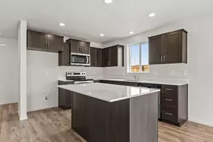 222 Darlington St, Medford, OR 97501 - Photo 5