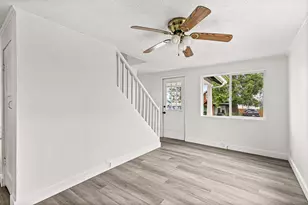 528 Pearl St, Medford, OR 97504 - Photo 5