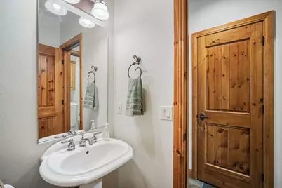 57414 Sun Eagle Lane #4, Sunriver, OR 97707 - Photo 41