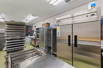 1173 Court Street, Medford, OR 97501 - Photo 21