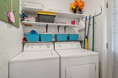 1570 S Peach Street #SPC 65, Medford, OR 97501 - Photo 19