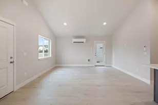 4071 SW Obsidian Pl, Redmond, OR 97756 - Photo 5