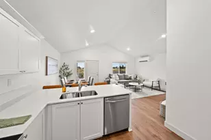 4011 SW Obsidian Pl, Redmond, OR 97756 - Photo 7