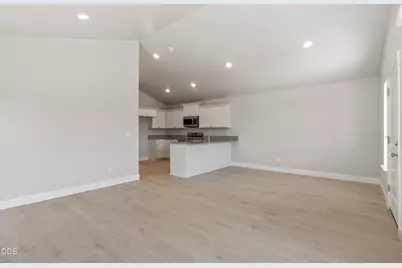 4011 SW Obsidian Place #145, Redmond, OR 97756 - Photo 21
