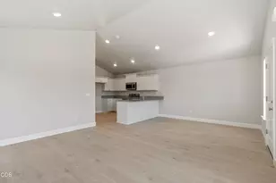 4011 SW Obsidian Pl, Redmond, OR 97756 - Photo 19