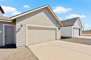 4011 SW Obsidian Pl, Redmond, OR 97756 - Photo 15