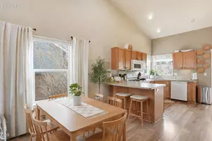20648 Beaumont Dr, Bend, OR 97701 - Photo 11
