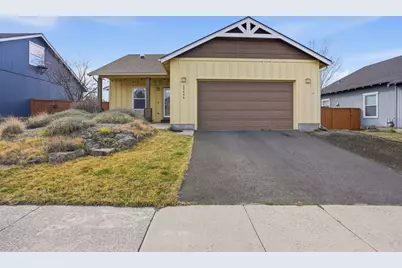 20648 Beaumont Drive, Bend, OR 97701 - Photo 3