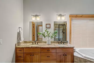 1970 Landaggard Drive NW, Salem, OR 97304 - Photo 37