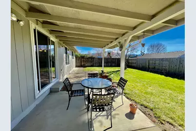 1650 Husker Butte Lane, Medford, OR 97504 - Photo 5