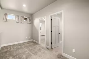 11137 Desert Sky Loop, Redmond, OR 97756 - Photo 17