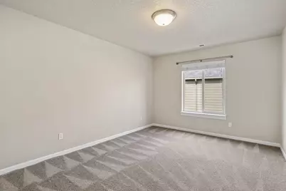 537 NW 28th Street, Redmond, OR 97756 - Photo 19