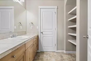 537 NW 28th St, Redmond, OR 97756 - Photo 21