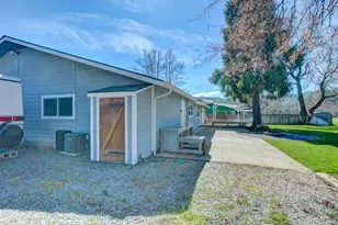 7441 Maple Ln, Central Point, OR 97502 - Photo 51