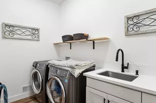 17133 Norwalk Rd, Bend, OR 97707 - Photo 33