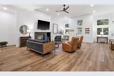 17133 Norwalk Road, Bend, OR 97707 - Photo 3