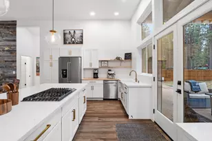 17133 Norwalk Rd, Bend, OR 97707 - Photo 37