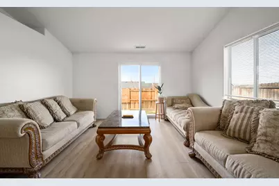 319 SW 33rd Drive, Redmond, OR 97756 - Photo 9