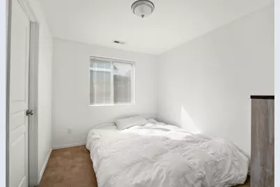 319 SW 33rd Drive, Redmond, OR 97756 - Photo 21