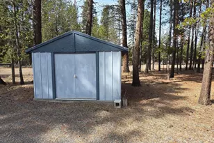 51924 Mowich Ln, La Pine, OR 97739 - Photo 11